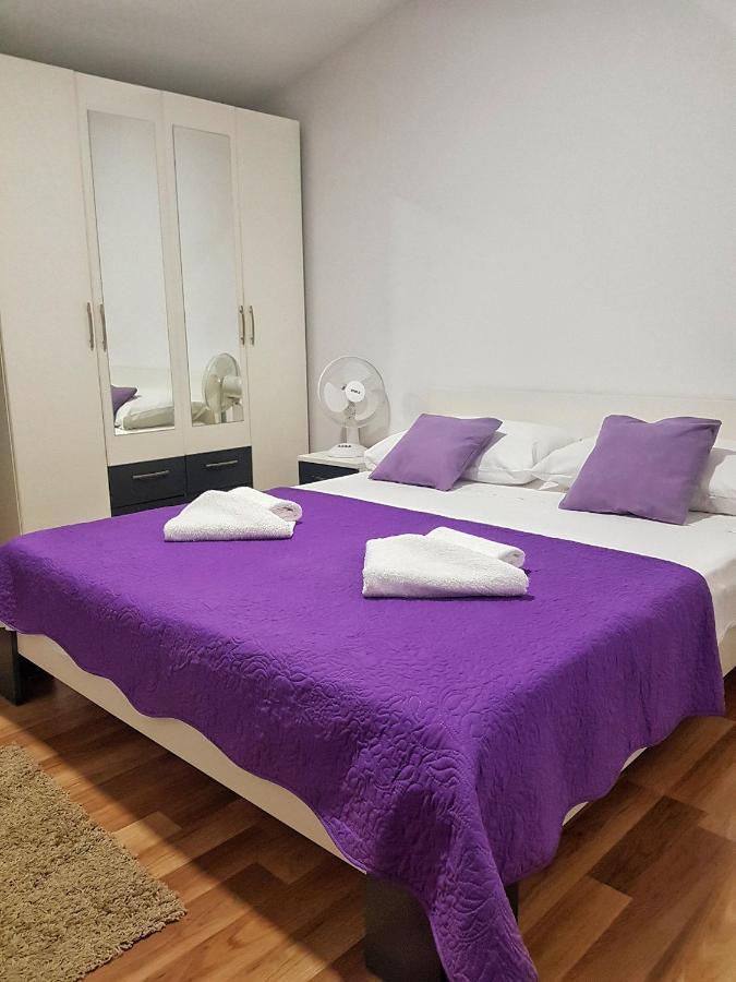 Apartman Nela Apartment Kaštel Sućurac Екстериор снимка