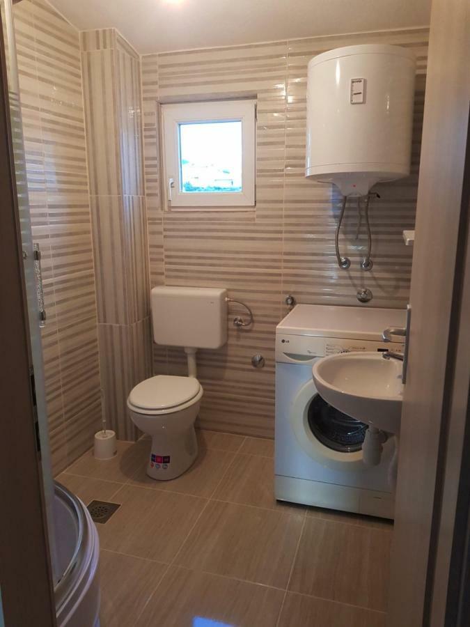 Apartman Nela Apartment Kaštel Sućurac Екстериор снимка
