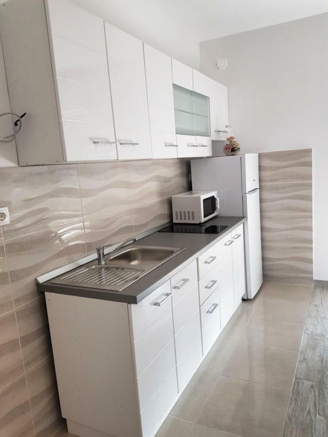 Apartman Nela Apartment Kaštel Sućurac Екстериор снимка